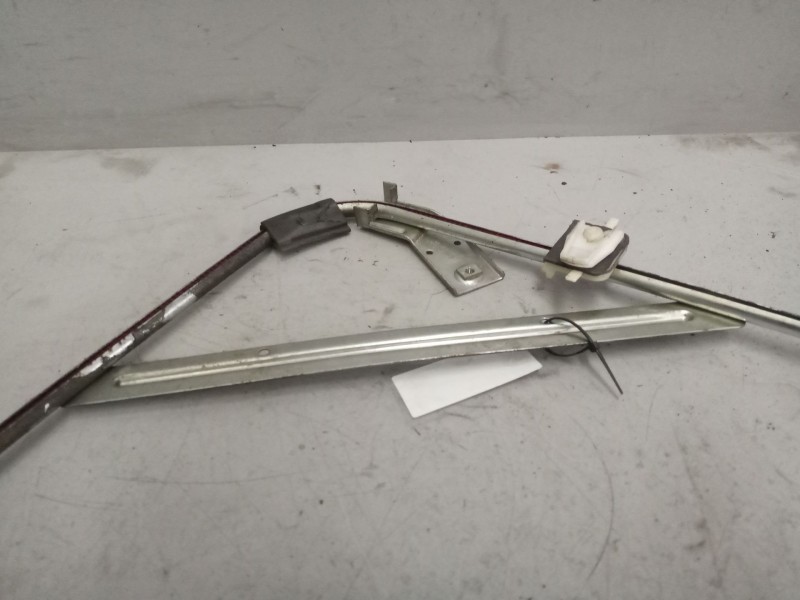 Recambio de elevalunas delantero derecho para iveco eurocargo 05.03  3.9 diesel referencia OEM IAM 99487780  