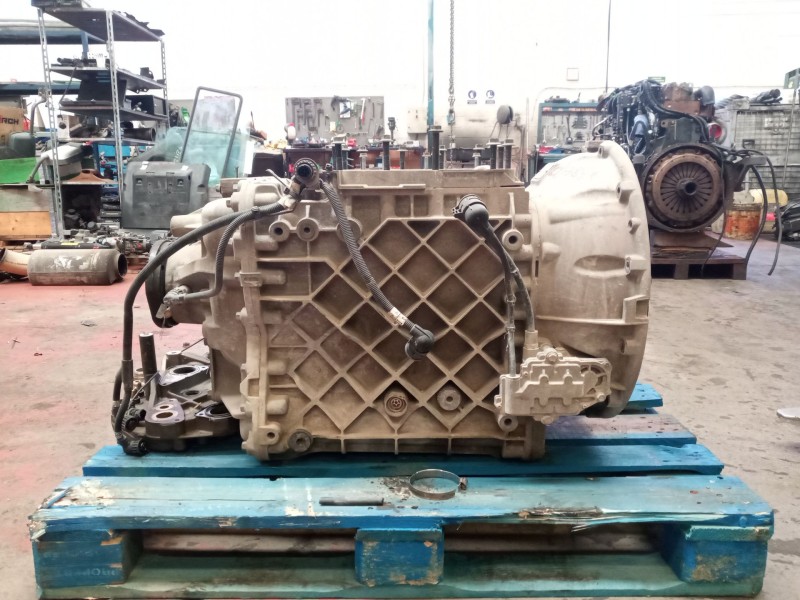 Recambio de caja cambios para renault magnum ab 2005 12.8 diesel referencia OEM IAM at2612d 1100115266 3190588