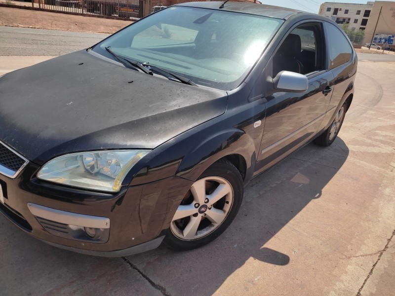 ford focus berlina (cap) del año 2005