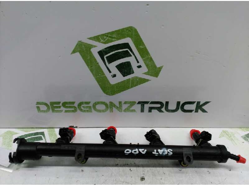 Recambio de rampa inyectora para seat ibiza (6k) básico referencia OEM IAM 030133319L 0280151058 BOSCH