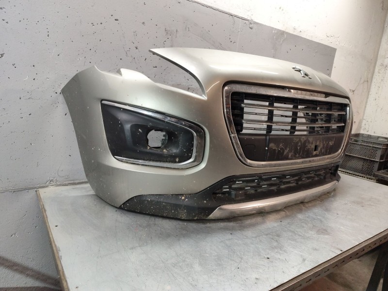 Recambio de paragolpes delantero para peugeot 3008 i monospace (0u_) 2.0 hdi referencia OEM IAM   