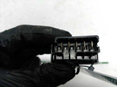 Recambio de boton antivaho para renault 19 (b/c/l53) referencia OEM IAM    2