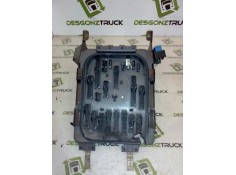 Recambio de caja reles / fusibles para renault hr 400.18 / 26 premium e2 fsa modelo 400.18 t 288 kw corto referencia OEM IAM 501 2