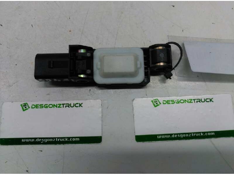 Recambio de sensor airbag para audi a3 (8p) 1.9 tdi ambiente referencia OEM IAM 4B0959643E  