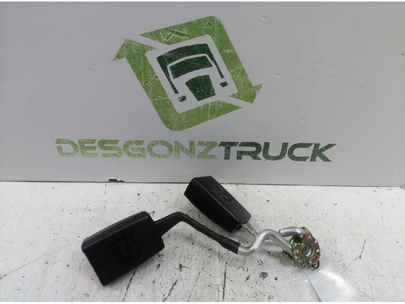 Recambio de enganche de cinturon trasero central para audi a3 (8p) 1.9 tdi ambiente referencia OEM IAM   