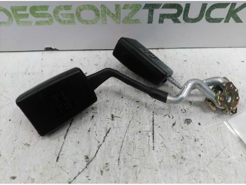 Recambio de enganche de cinturon trasero central para audi a3 (8p) 1.9 tdi ambiente referencia OEM IAM   