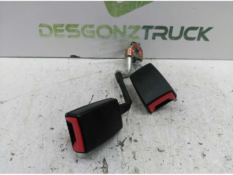 Recambio de enganche de cinturon trasero central para audi a3 (8p) 1.9 tdi ambiente referencia OEM IAM   