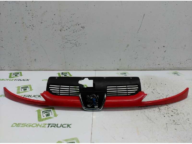Recambio de rejilla delantera central para peugeot 206 berlina x-line referencia OEM IAM 9628691277 9628691277 