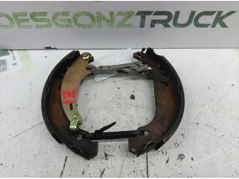 Recambio de zapatas de freno traseras para peugeot 206 berlina x-line referencia OEM IAM   