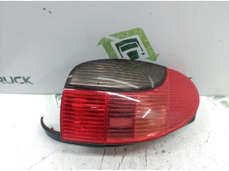 Recambio de piloto trasero izquierdo para peugeot 306 break style referencia OEM IAM YORKA45227  