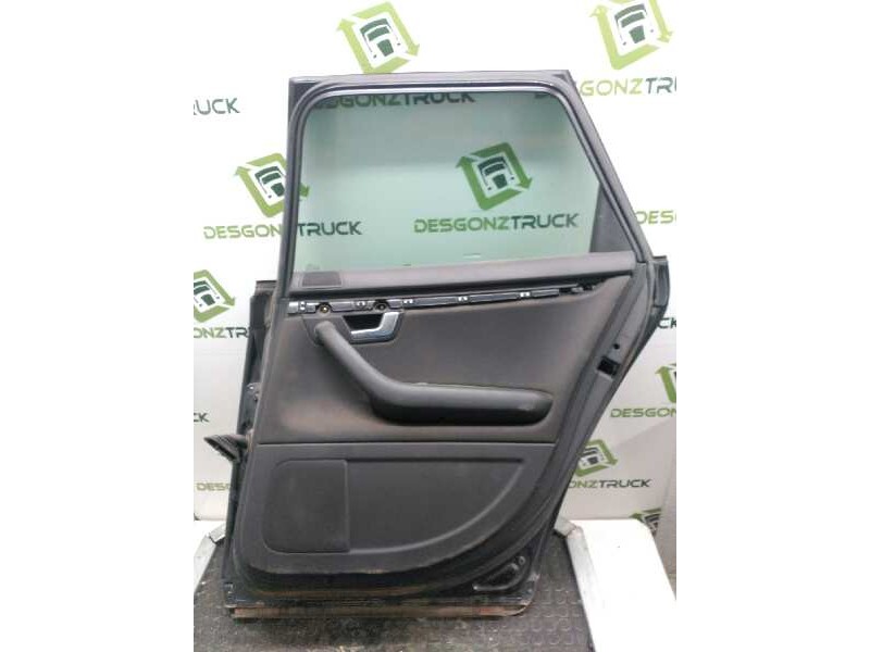 Recambio de puerta trasera derecha para audi a4 berlina (8e) 2.5 v6 24v tdi referencia OEM IAM  RANCHERA 