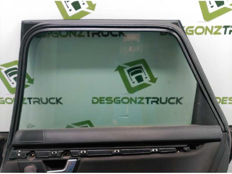 Recambio de puerta trasera derecha para audi a4 berlina (8e) 2.5 v6 24v tdi referencia OEM IAM  RANCHERA 