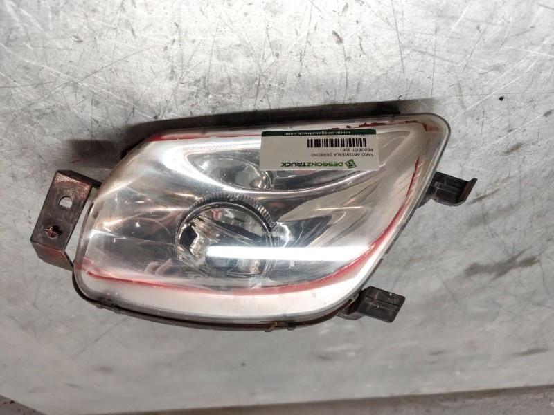 Recambio de faro antiniebla derecho para peugeot 308 1.6 16v referencia OEM IAM  2 PINS 