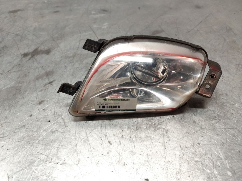 Recambio de faro antiniebla derecho para peugeot 308 1.6 16v referencia OEM IAM  2 PINS 