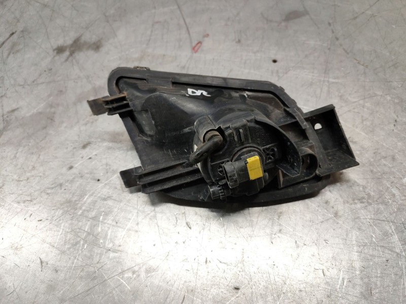Recambio de faro antiniebla derecho para peugeot 308 1.6 16v referencia OEM IAM  2 PINS 
