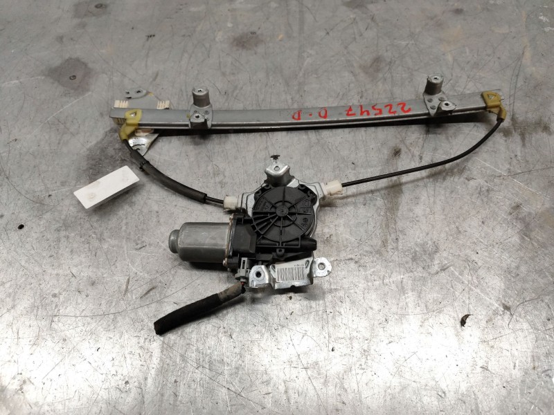 Recambio de elevalunas delantero derecho para nissan note (e11e) acenta referencia OEM IAM 400926B  