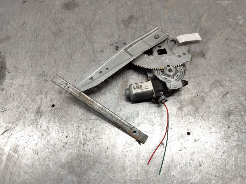 Recambio de elevalunas trasero derecho para nissan note (e11e) acenta referencia OEM IAM 400929A  