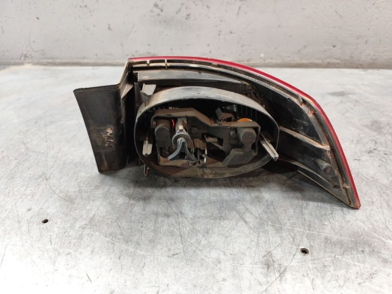 Recambio de piloto trasero izquierdo para renault laguna ii (bg0) 1.9 dci diesel fap referencia OEM IAM   