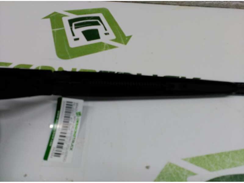 Recambio de brazo limpia delantero izquierdo para peugeot 407 sport referencia OEM IAM 6429X4  