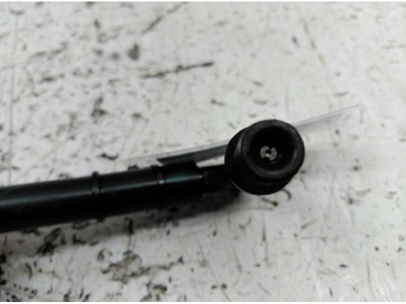 Recambio de inyector para nissan almera tino (v10m) acenta referencia OEM IAM 28930BU100  