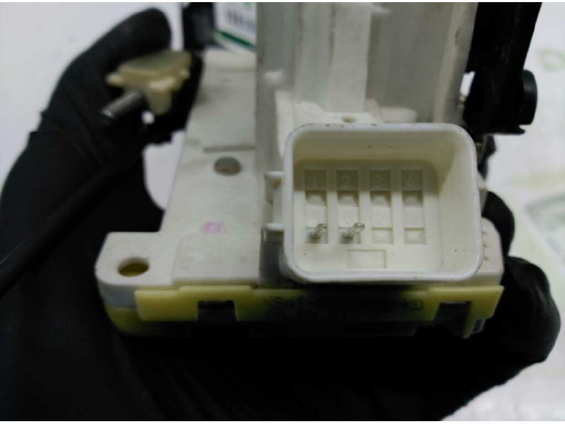 Recambio de cerradura puerta trasera derecha para ford focus turnier (cak) ghia referencia OEM IAM 4057985  