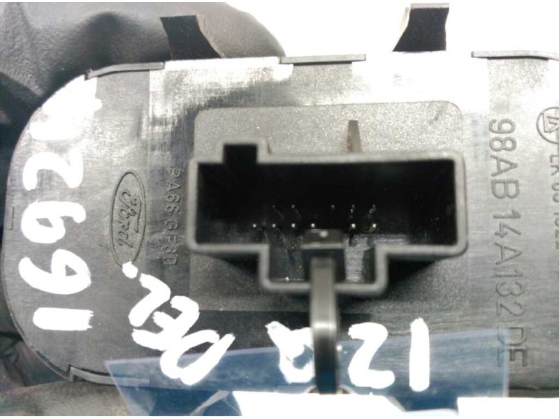 Recambio de mando elevalunas delantero izquierdo para ford focus turnier (cak) ghia referencia OEM IAM 4781958  