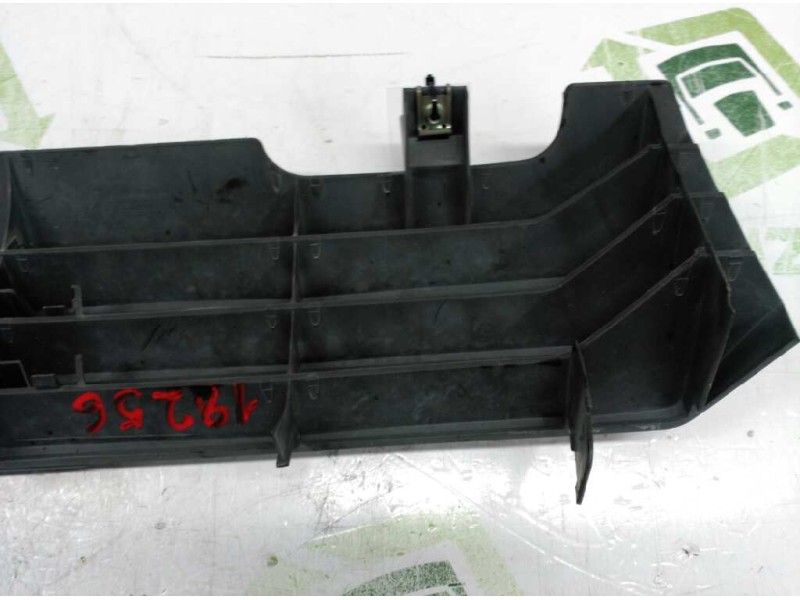 Recambio de rejilla delantera central para citroen c15 d referencia OEM IAM 9612999177  