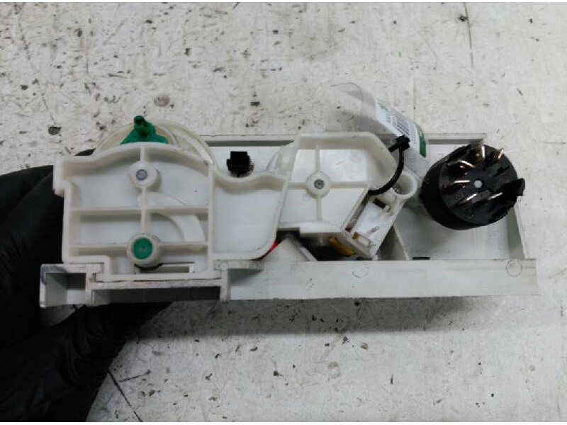 Recambio de mando calefaccion / aire acondicionado para bmw serie 3 compacto (e36) 318tds referencia OEM IAM 64118363870  