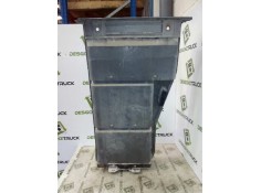 Recambio de peldaño derecho para renault magnum e-tech 2000  fas gv 4 x 2 larga distancia referencia OEM IAM    2