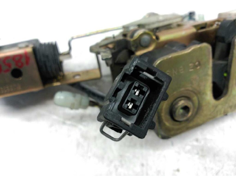 Recambio de cerradura puerta trasera derecha para skoda felicia berlina ( 791) blue sky referencia OEM IAM 6U0837014  