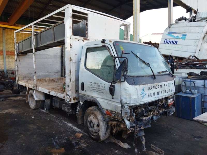 mitsubishi canter 01/99  del año 2003