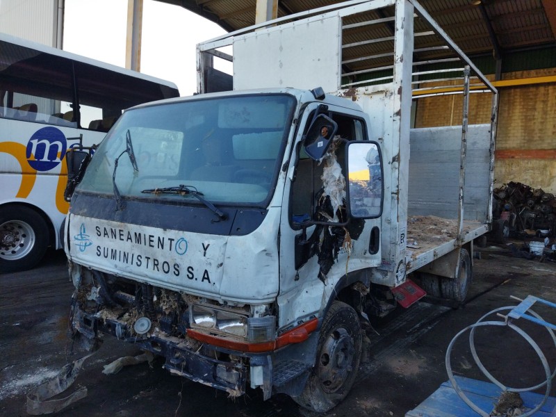 mitsubishi canter 01/99  del año 2003