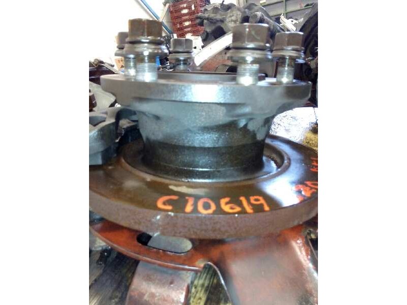 Recambio de buje delantero para iveco trucks daily 50c13 referencia OEM IAM IZQUIERDO  