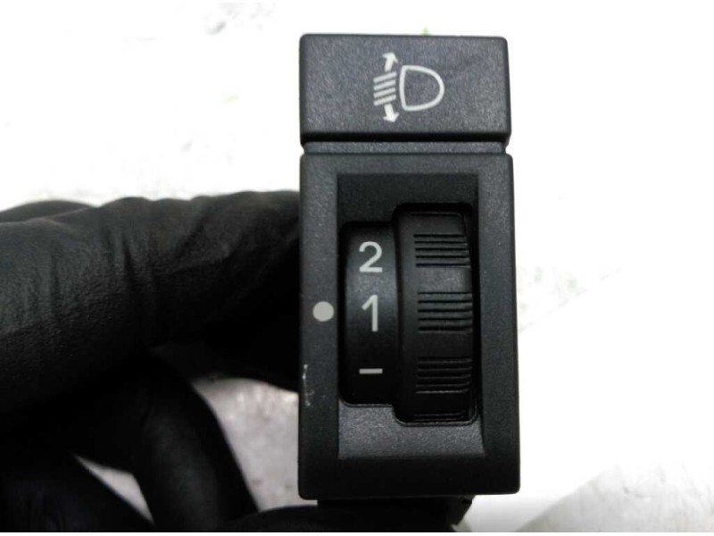 Recambio de mando regulador de faros para peugeot 406 berlina (s1/s2) sr referencia OEM IAM 1925698  