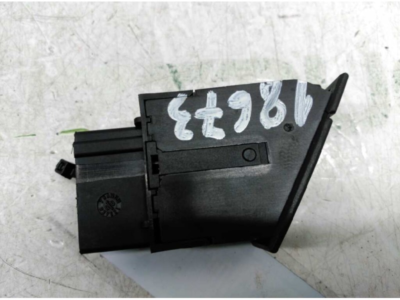 Recambio de mando regulador de faros para peugeot 406 berlina (s1/s2) sr referencia OEM IAM 1925698  