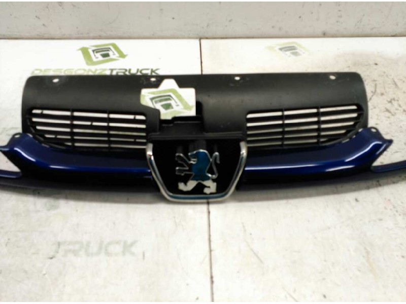 Recambio de rejilla delantera central para peugeot 206 4-trg. xr referencia OEM IAM 9628934280  