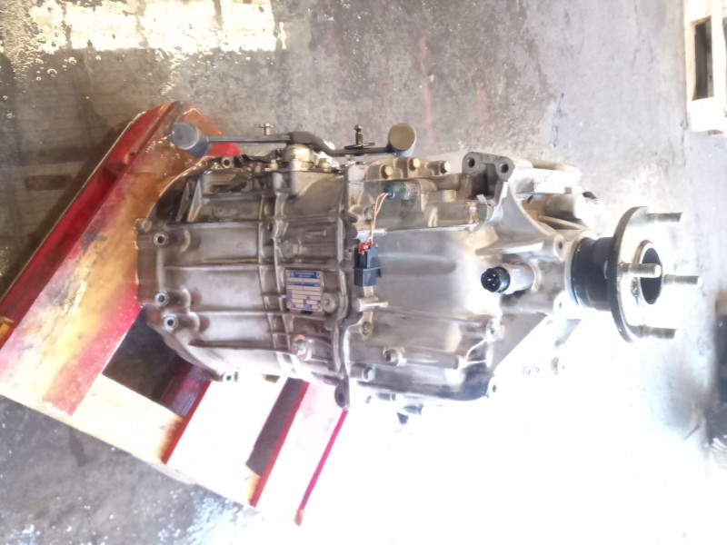 Recambio de caja cambios para renault maxity referencia OEM IAM 6S380V 32010LC11A 1323065035