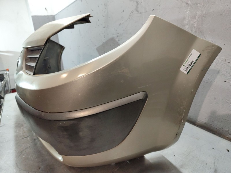 Recambio de paragolpes delantero para renault scenic ii 1.9 dci diesel referencia OEM IAM   