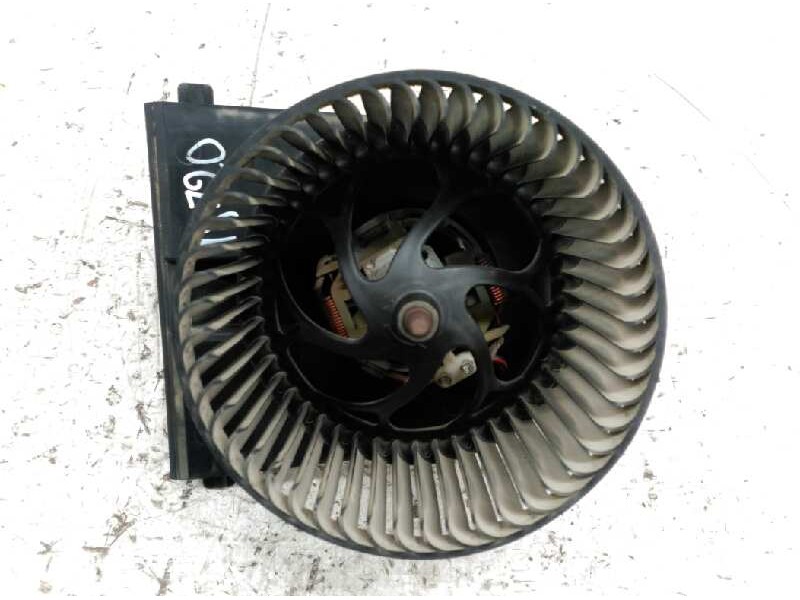 Recambio de ventilador calefaccion para skoda octavia berlina (1u2) 1.9 tdi glx referencia OEM IAM 1J1819021A  