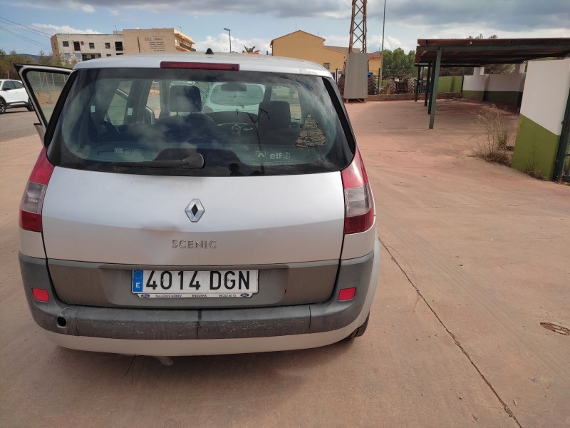 renault scenic ii del año 2005