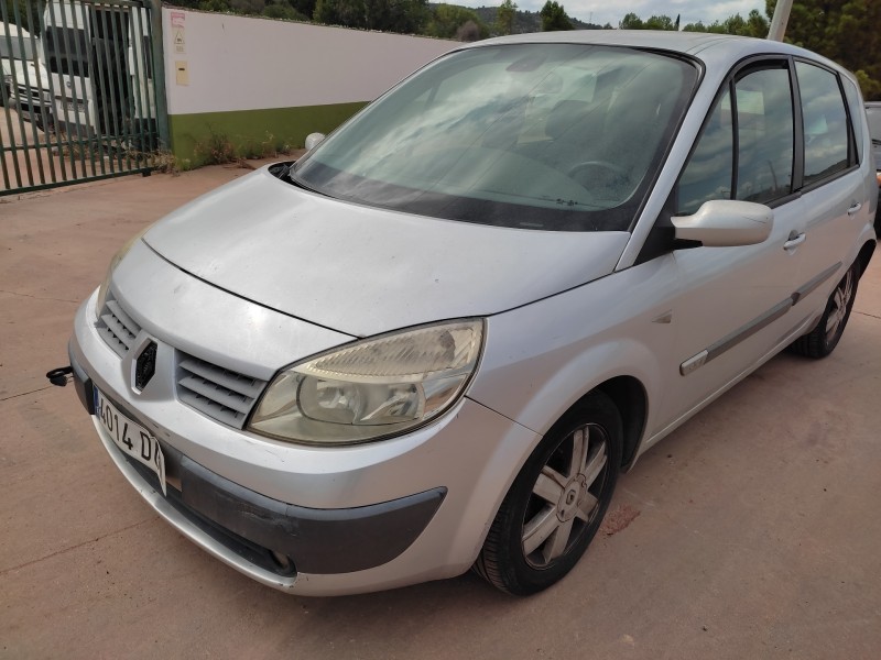 renault scenic ii del año 2005