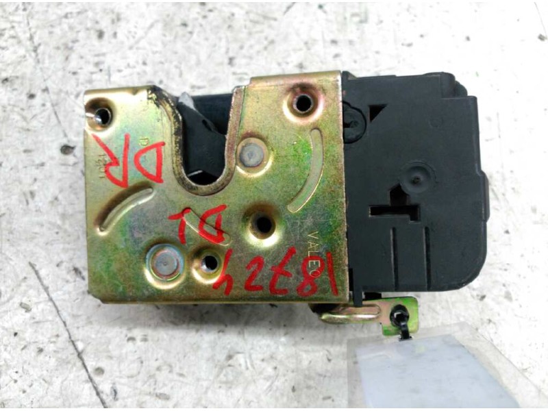 Recambio de cerradura puerta delantera derecha para peugeot 206 berlina xt referencia OEM IAM   