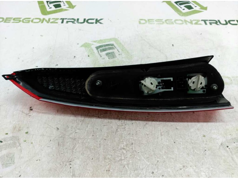 Recambio de piloto trasero derecho para volvo v70 familiar edition r-design referencia OEM IAM 30722646 SUPERIOR 