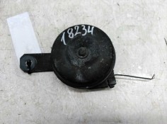 Recambio de claxon para toyota prius (nhw20) basis referencia OEM IAM 8652028180  