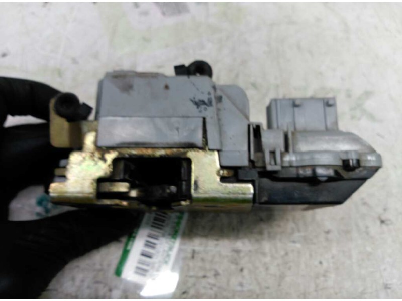 Recambio de cerradura puerta delantera derecha para peugeot 406 berlina (s1/s2) srdt referencia OEM IAM   