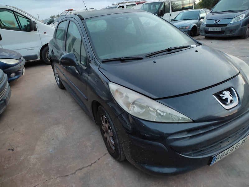 peugeot 207 del año 2008