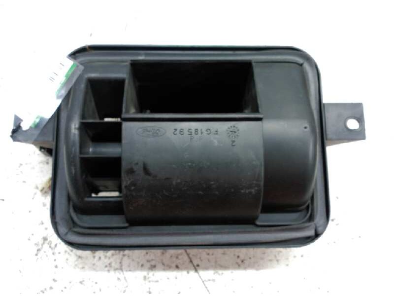 Recambio de ventilador calefaccion para ford fiesta berl./courier si referencia OEM IAM FG18593  