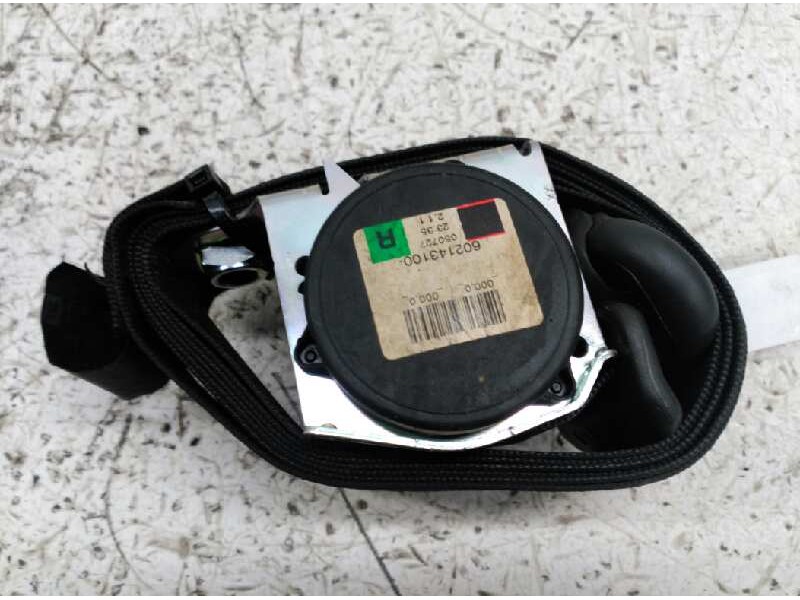 Recambio de cinturon seguridad delantero derecho para opel astra gtc cosmo referencia OEM IAM 602143100  