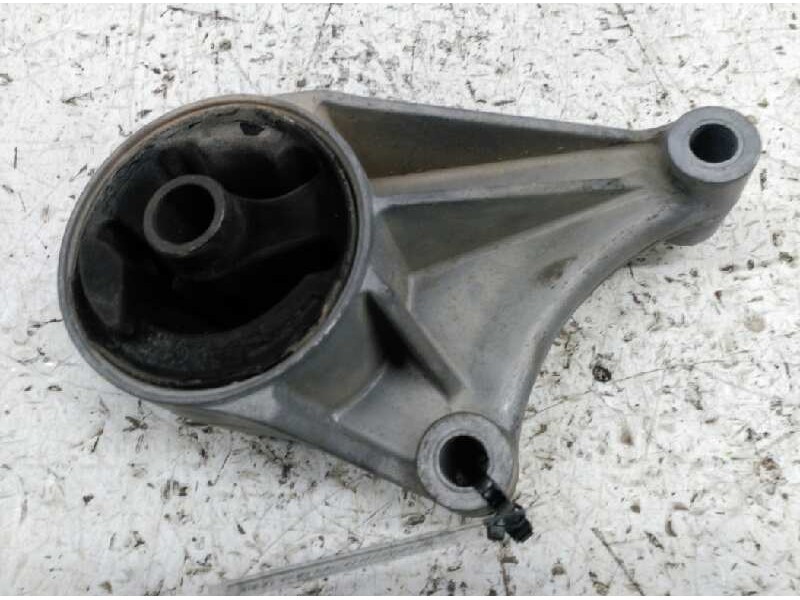 Recambio de soporte motor delantero para opel astra gtc cosmo referencia OEM IAM 13125635  