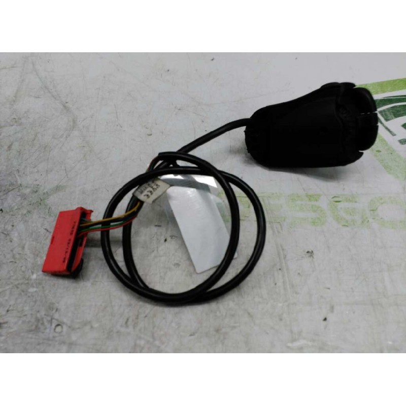 Recambio de mando radio para renault clio ii fase i (b/cbo) 1.9 d referencia OEM IAM 7700432859D  